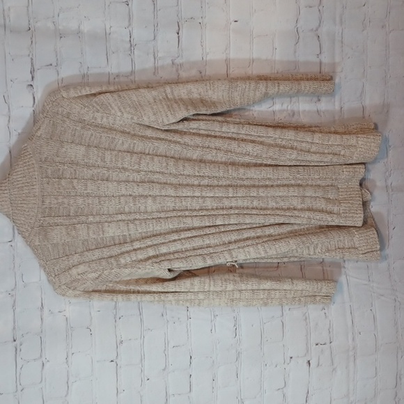 Chico  Vintage Tan Woman's Tan Cartigan‎ sz 1 = M - Picture 3 of 8